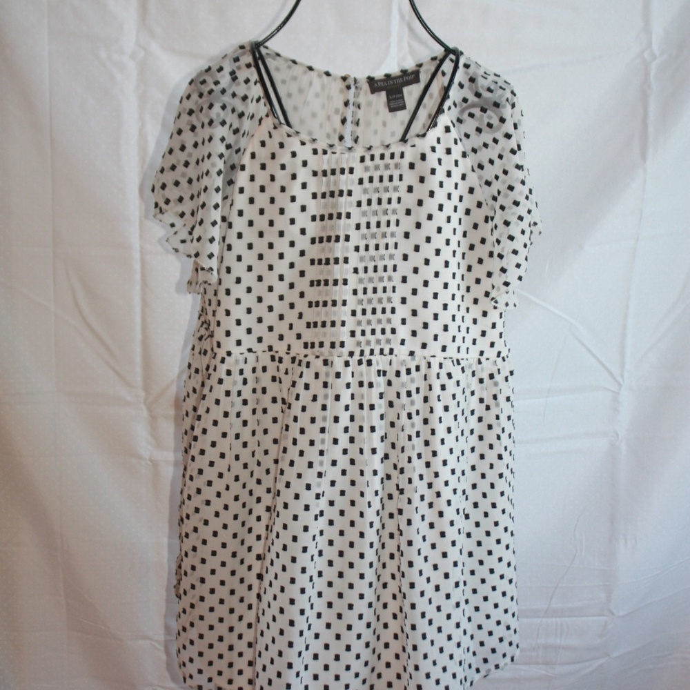 A Pea in the Pod Chiffon Top
